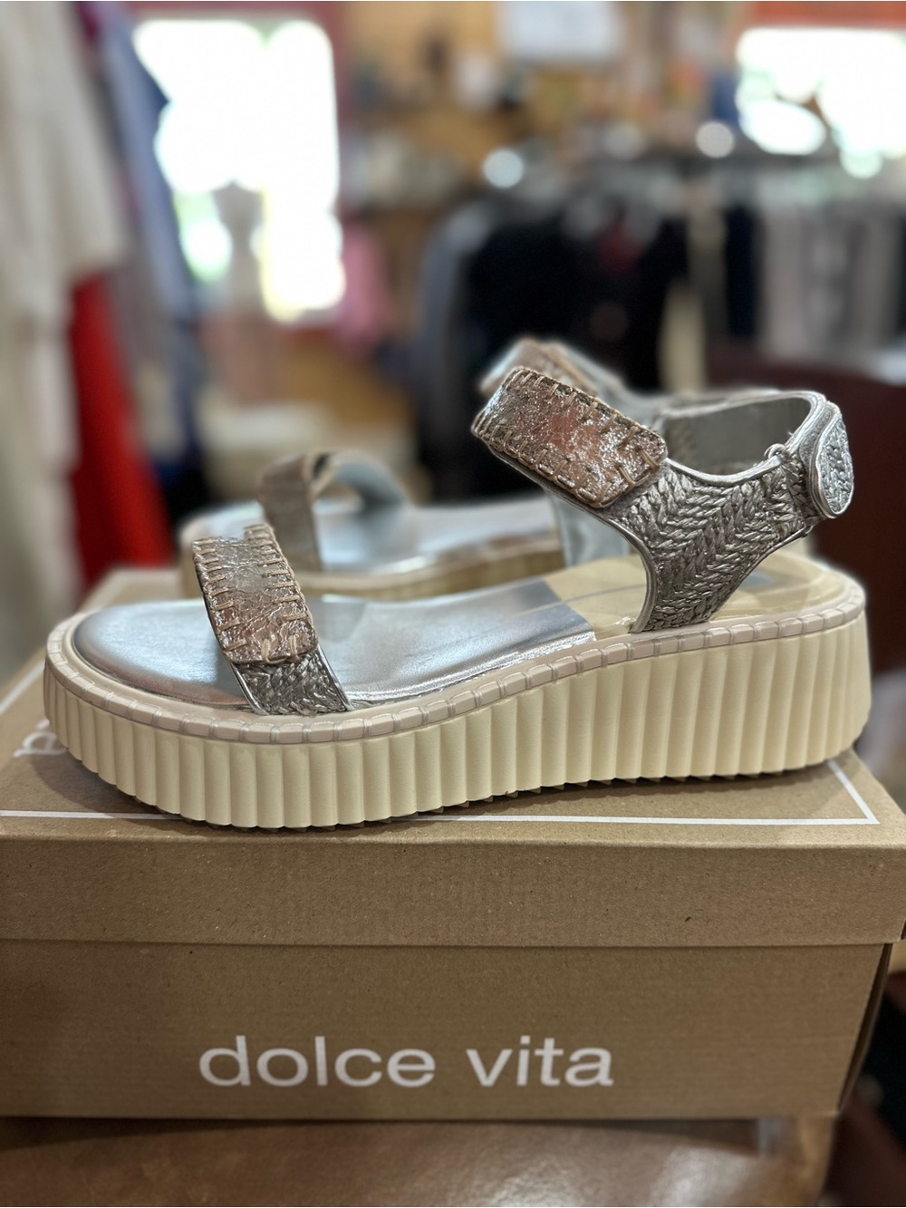 Dolce Vita Metallic Silver Platform Sandals new with tags size 10